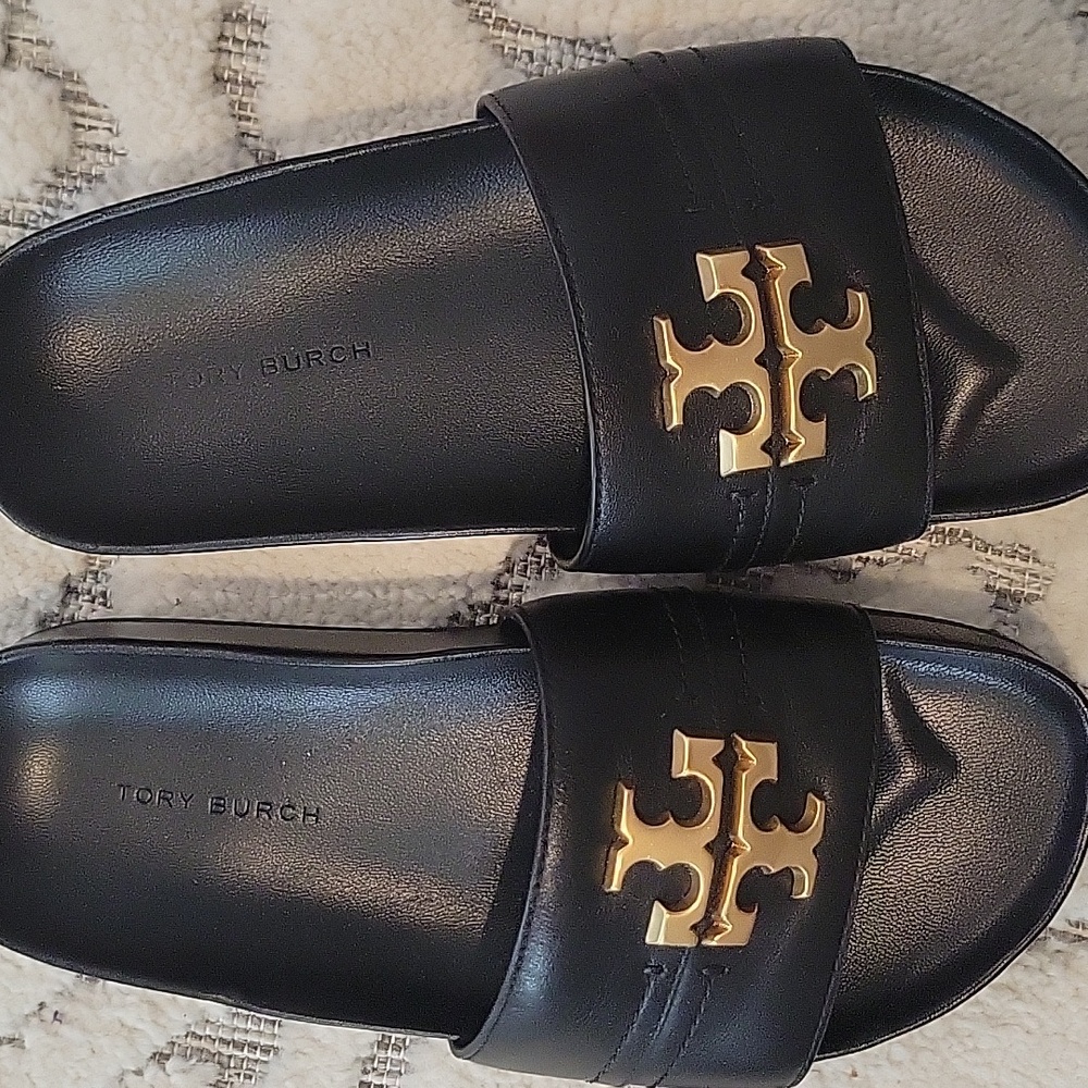 Tory Burch Everly slides Authentic size 5